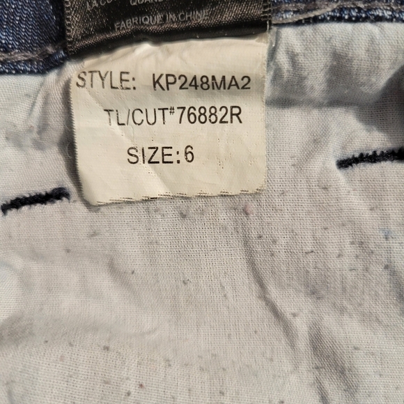 Kut from the Kloth Katy Boyfriend Bootcut Jeans - Picture 8 of 8